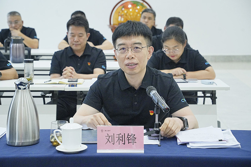 liu01.jpg